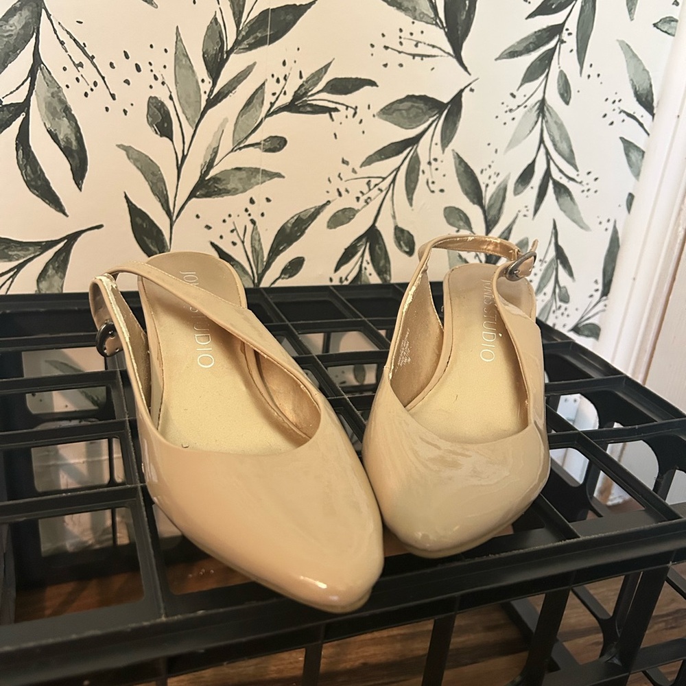 Jones Studio Nude Slingback Heels